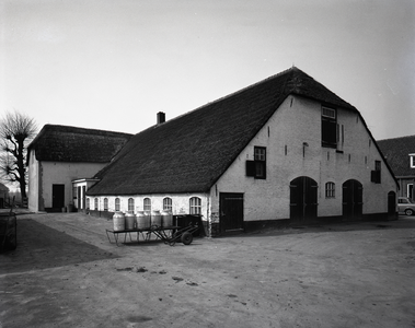 805545 Gezicht op de proefboerderij De Uithof (Toulouselaan 45) te Utrecht.